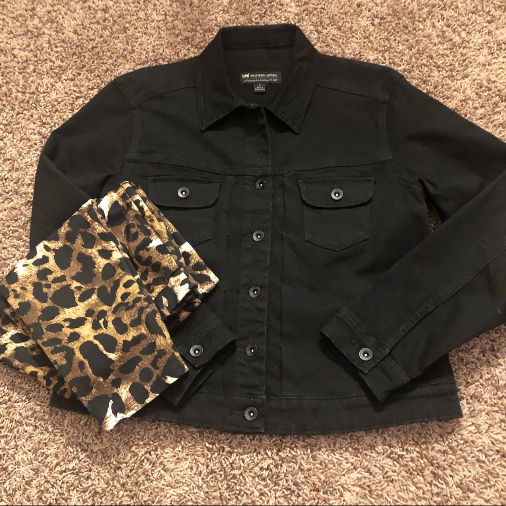 Casual black denim jacket size large